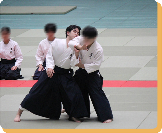 合気道の試合の写真